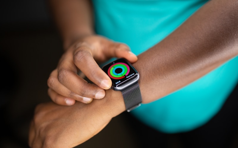 Sleek Wearable Connectivity